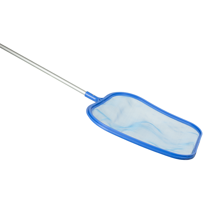 leaf skimmer with pole