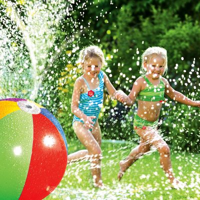 81188 | Splash N Spray Sprinkler - Lifestyle 2