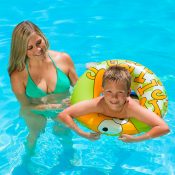 81261 | Under the Sea 24'' Swim Ring - Lifestyle 5