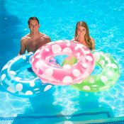 87136 | 36'' Polka Dot Swim Tube - Lifestyle 9