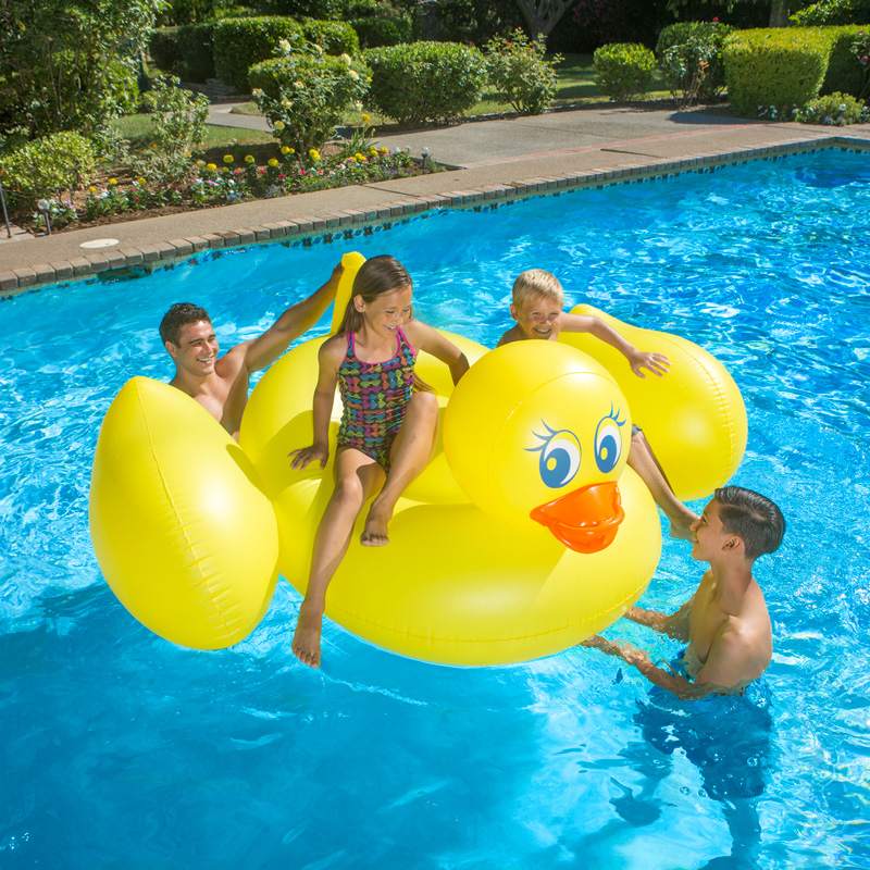 83675 | Jumbo Duck - Lifestyle 1