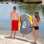 85607 | 47'' DLX River Cruiser Tube - Lifestyle 2